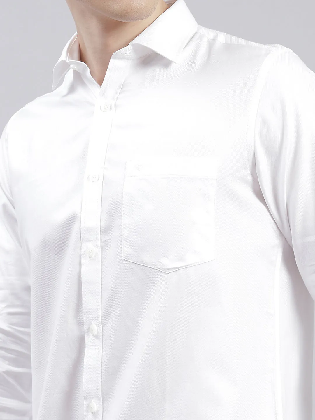Men White Solid Collar Full Sleeve Shirts
